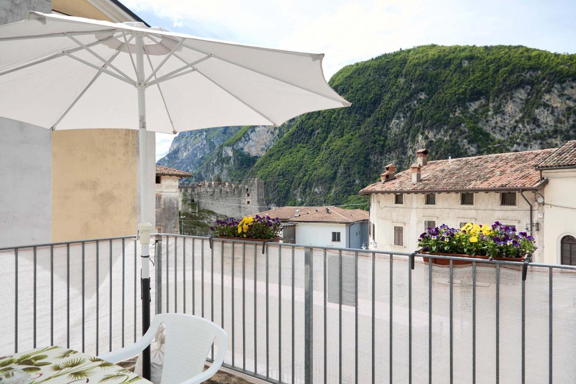 Appartamento Ania Vista Castello Tenno Eksteriør billede